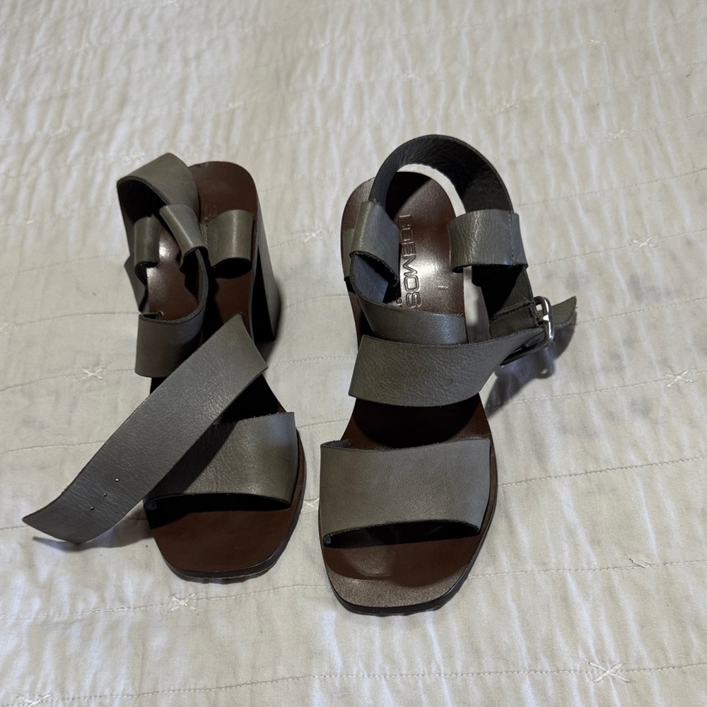 Boemos made in Italy  Leather Strappy Heeled Sandals - Gray